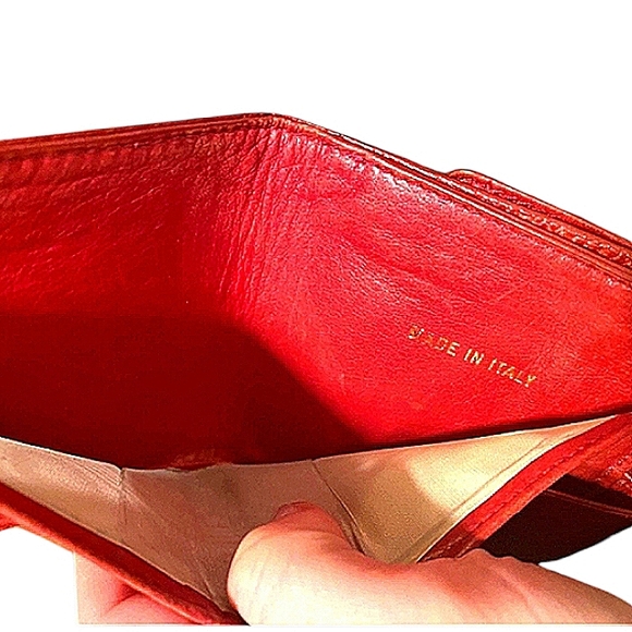 CHANEL AUTHENTIC CAVIAR CALFSKIN LEATHER WALLET GREAT CONDITION - Picture 6 of 10